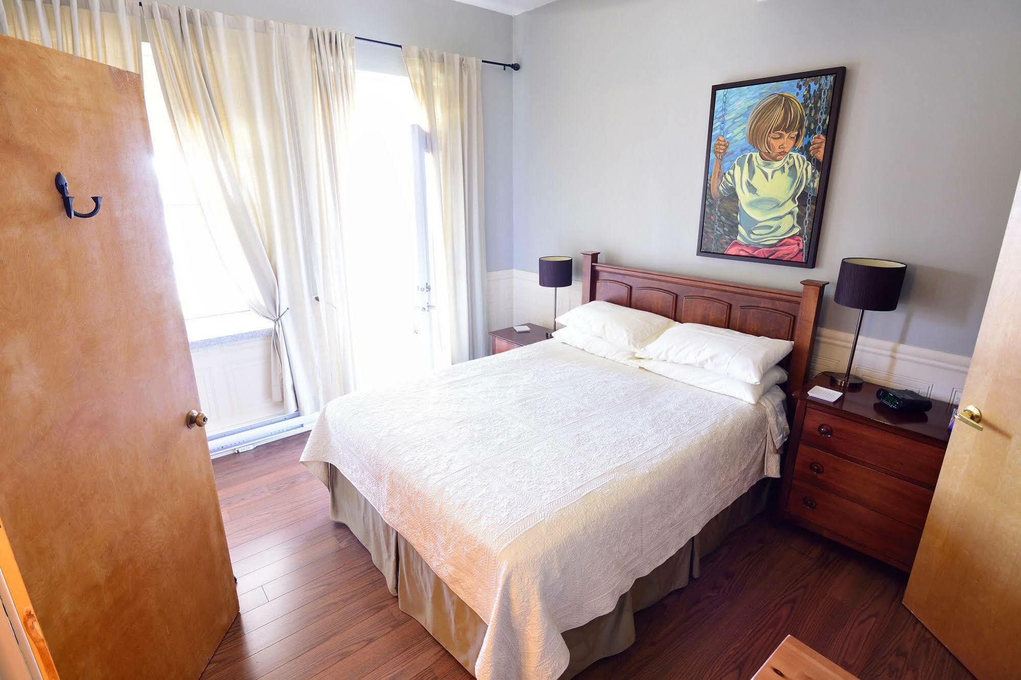 Auberge Le St-Georges Chicoutimi Esterno foto